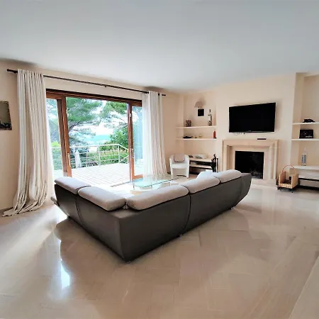 Villa Luxury In Hills *